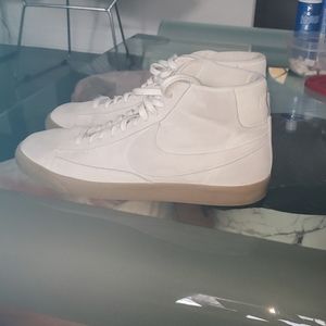 Mens Nike Suede Blazers- 13
